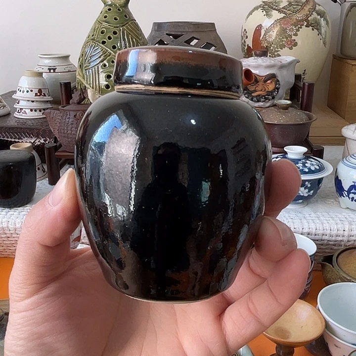 瓷片春峰茶叶罐子好看