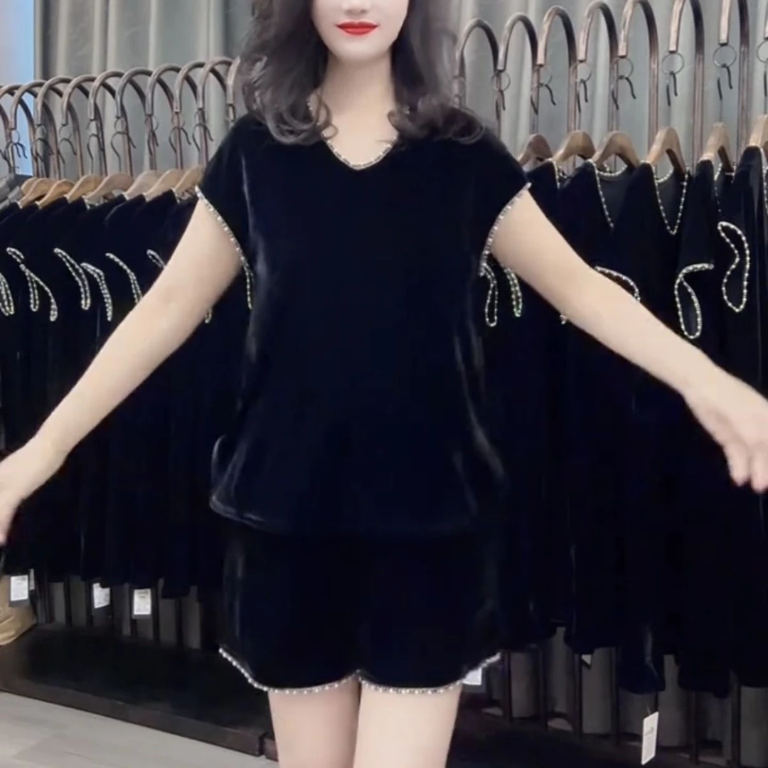 2025夏季韩版高级感丝绒套装新款时尚蕾丝两件套短裤上衣洋气气质