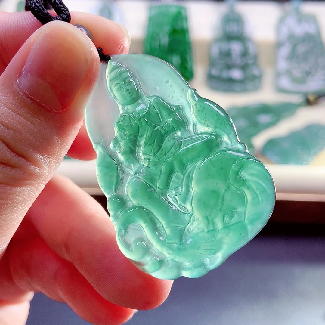 【闪购商品】颈饰未镶嵌翡翠天然