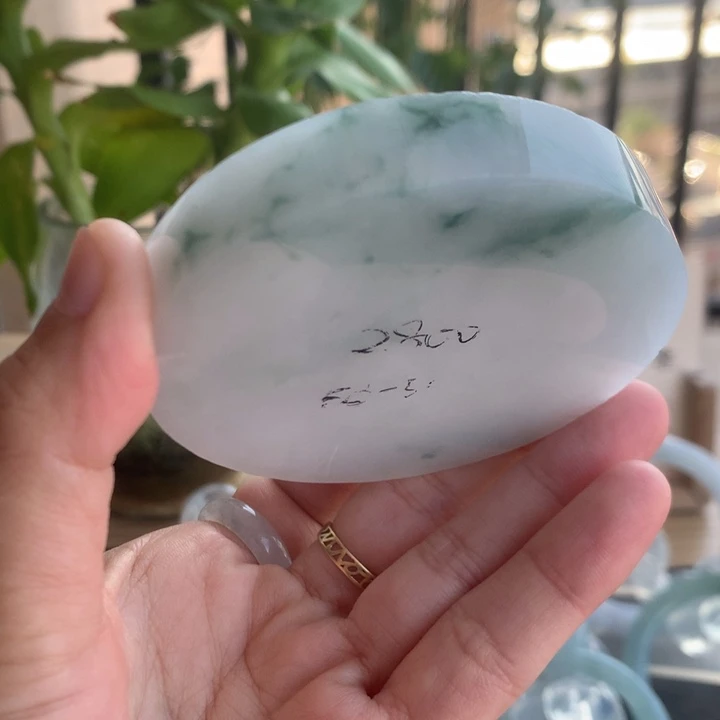 定制翡翠未镶嵌手镯50-56带镯心