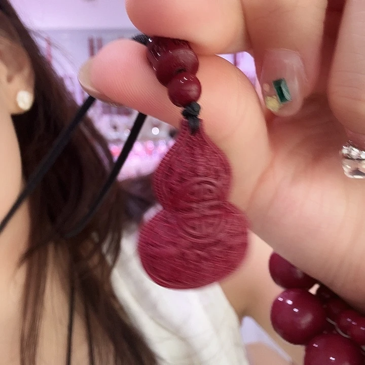 葫芦雕工朱砂款式朱砂