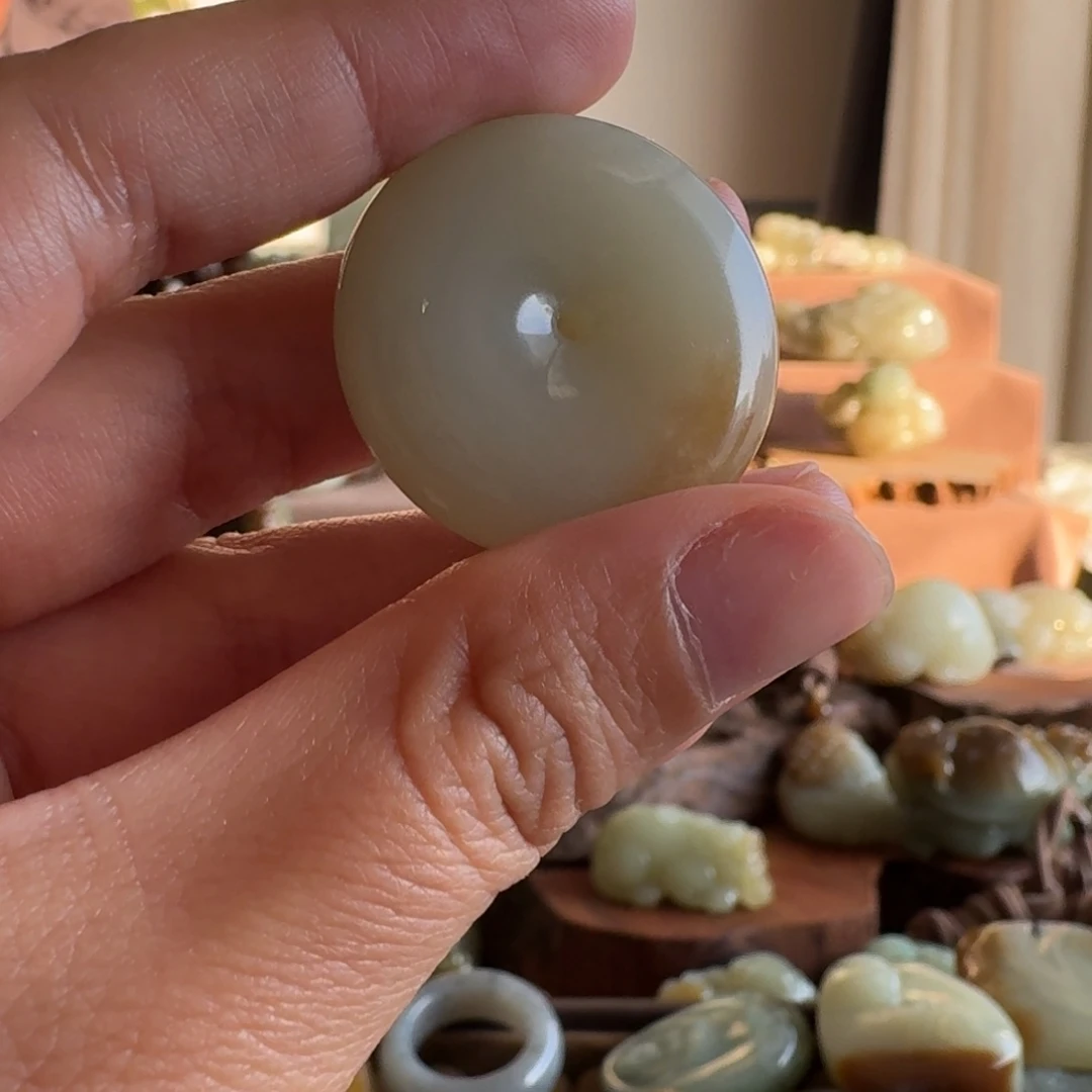 和田玉（糖玉）未镶嵌戒指