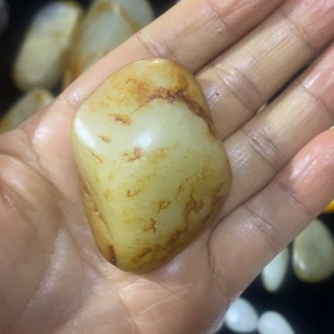 和田玉（糖玉）未镶嵌挂件