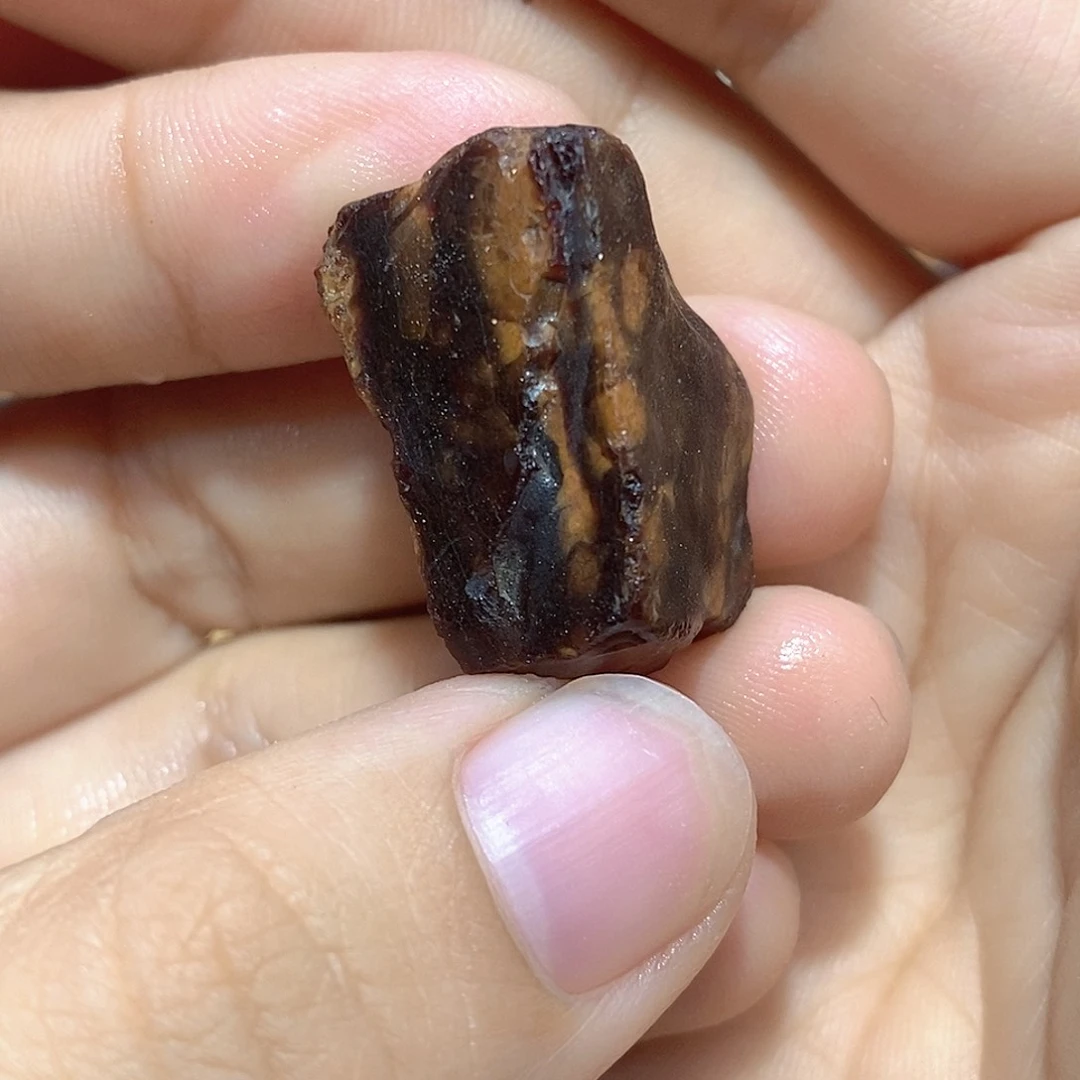 定制琥珀甲**宝蜜蜡原石