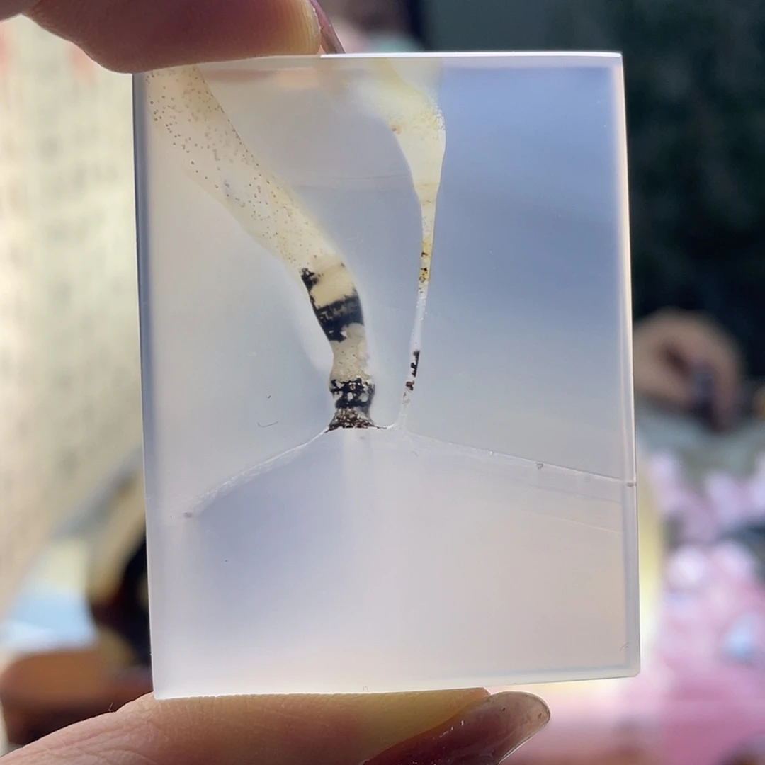 玛瑙/玉髓未镶嵌珠宝奇石