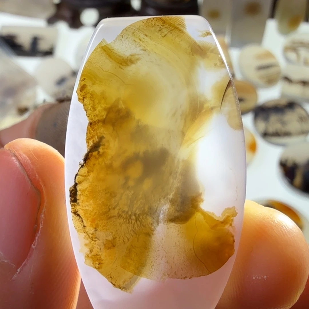 玛瑙/玉髓未镶嵌珠宝半成品