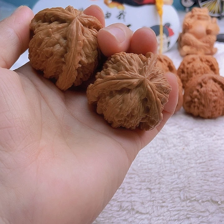 把件文玩核桃店*二三棱