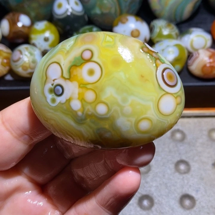 未镶嵌玛瑙/玉髓珠宝半成品134
