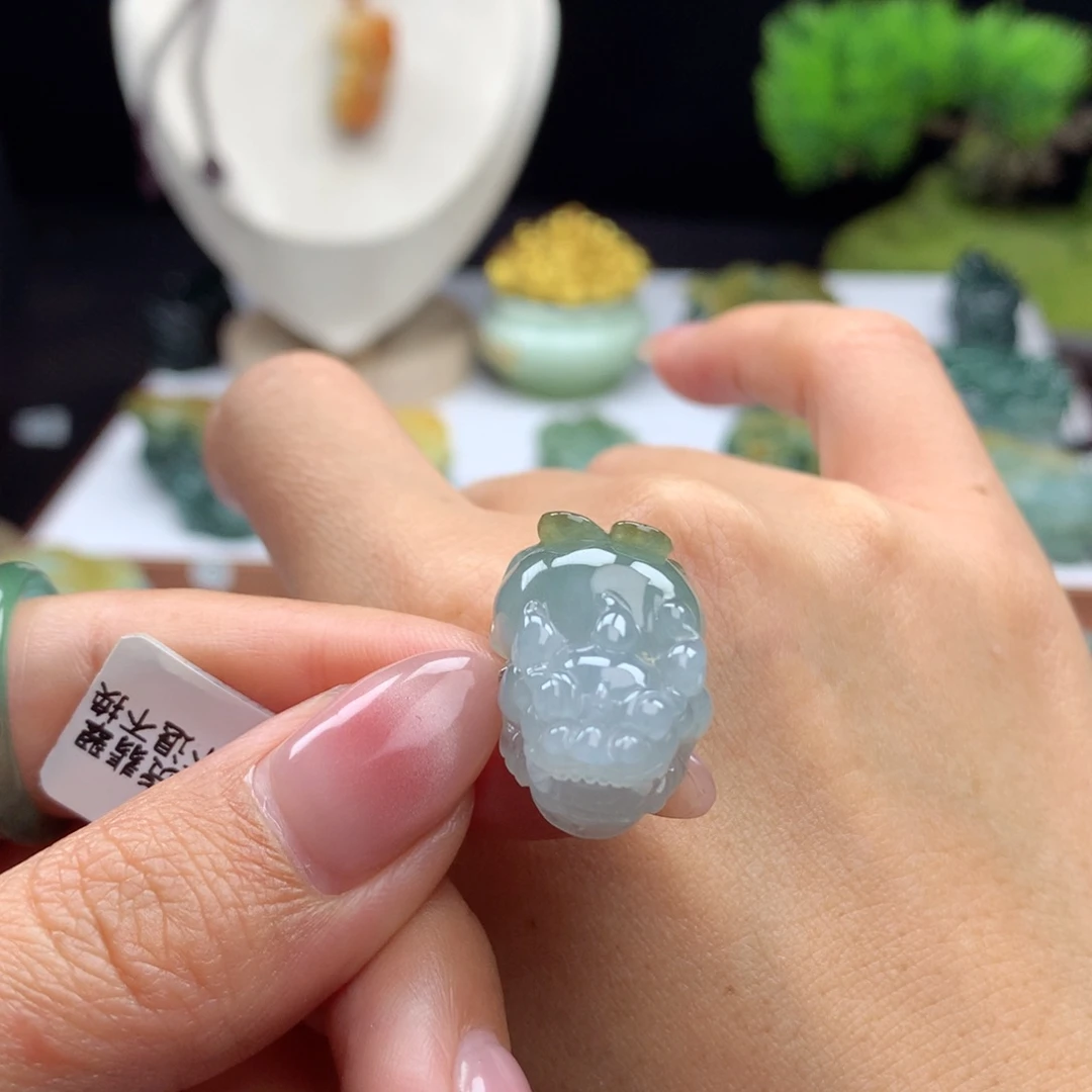 翡翠未镶嵌颈饰A43 大肚金钱貔貅