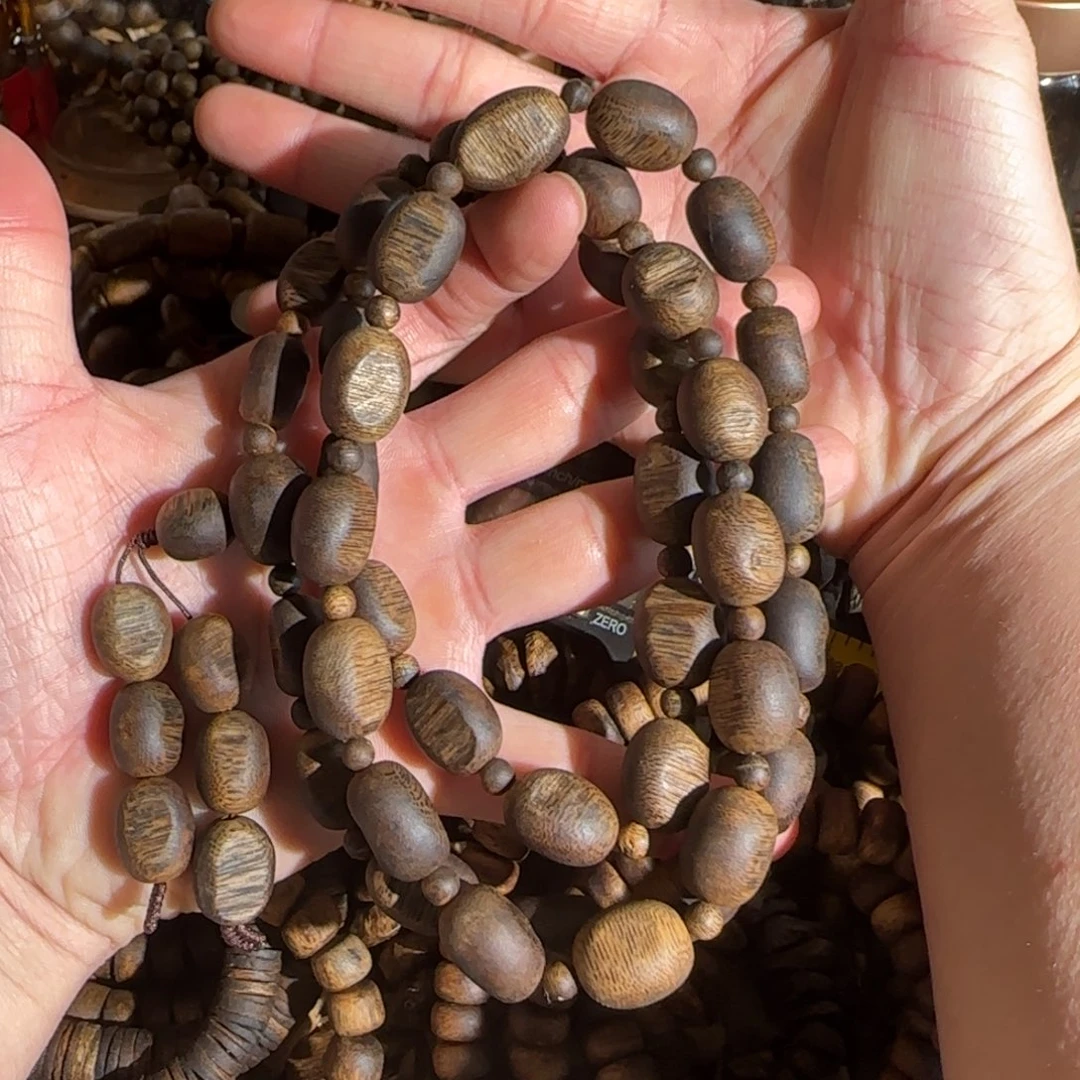 沉香碎屑沉香海南莺歌绿留疤49克➕