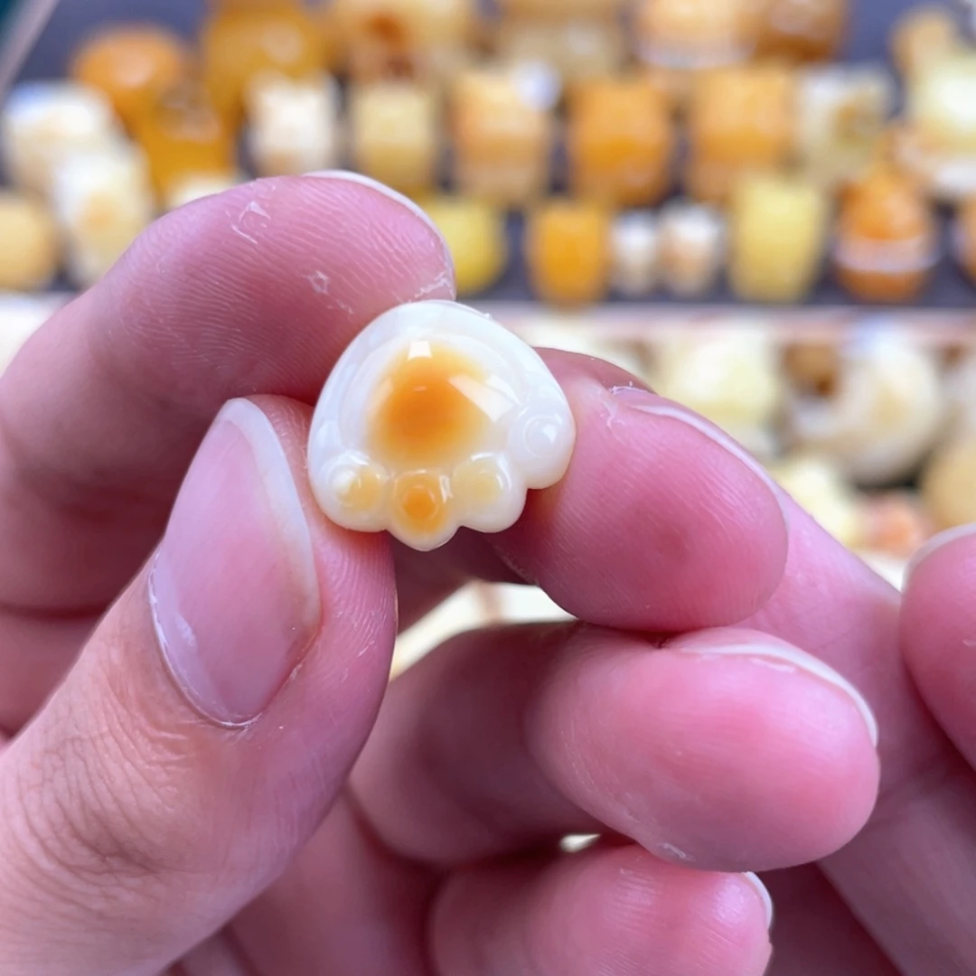 裸石琥珀未镶嵌蜜蜡