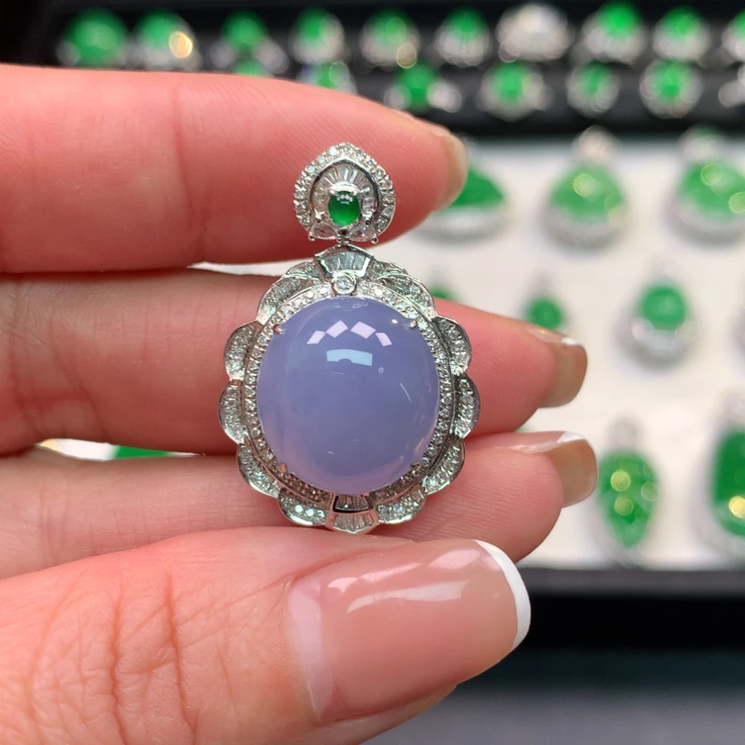 翡翠吊坠(不含链)18K金镶嵌