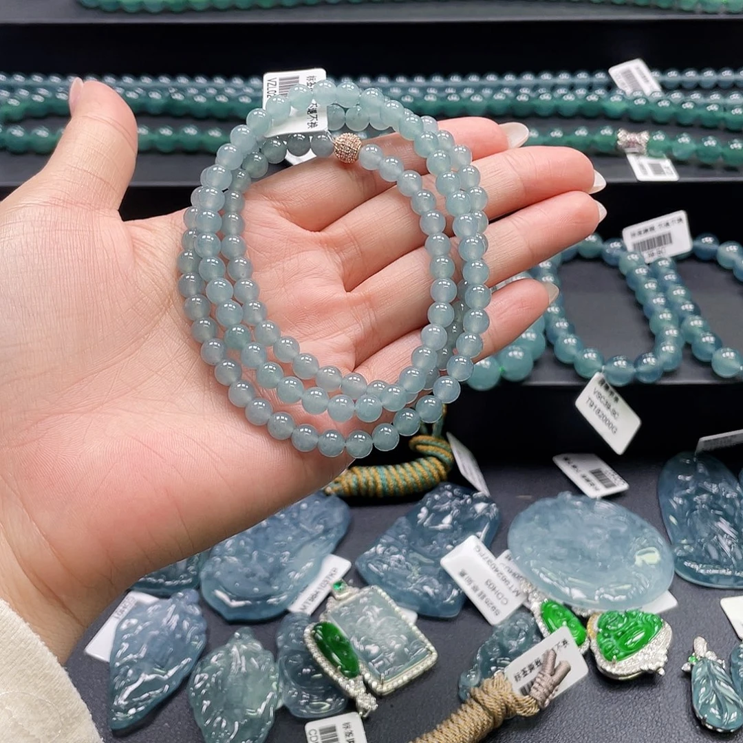 翡翠未镶嵌颈饰卡5.8