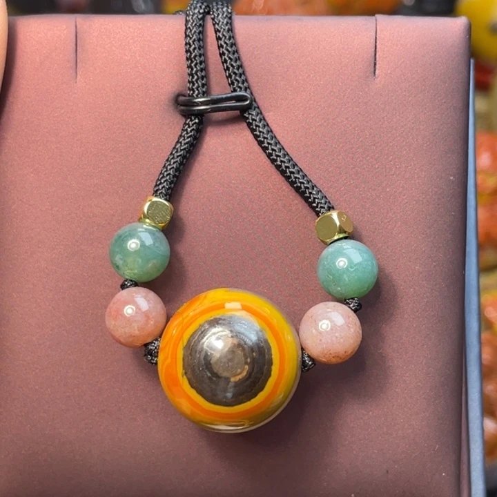 玛瑙/玉髓未镶嵌珠宝奇石388