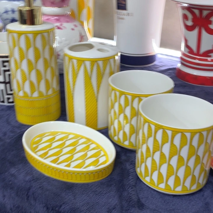 瓷片咖啡的味道真的很好