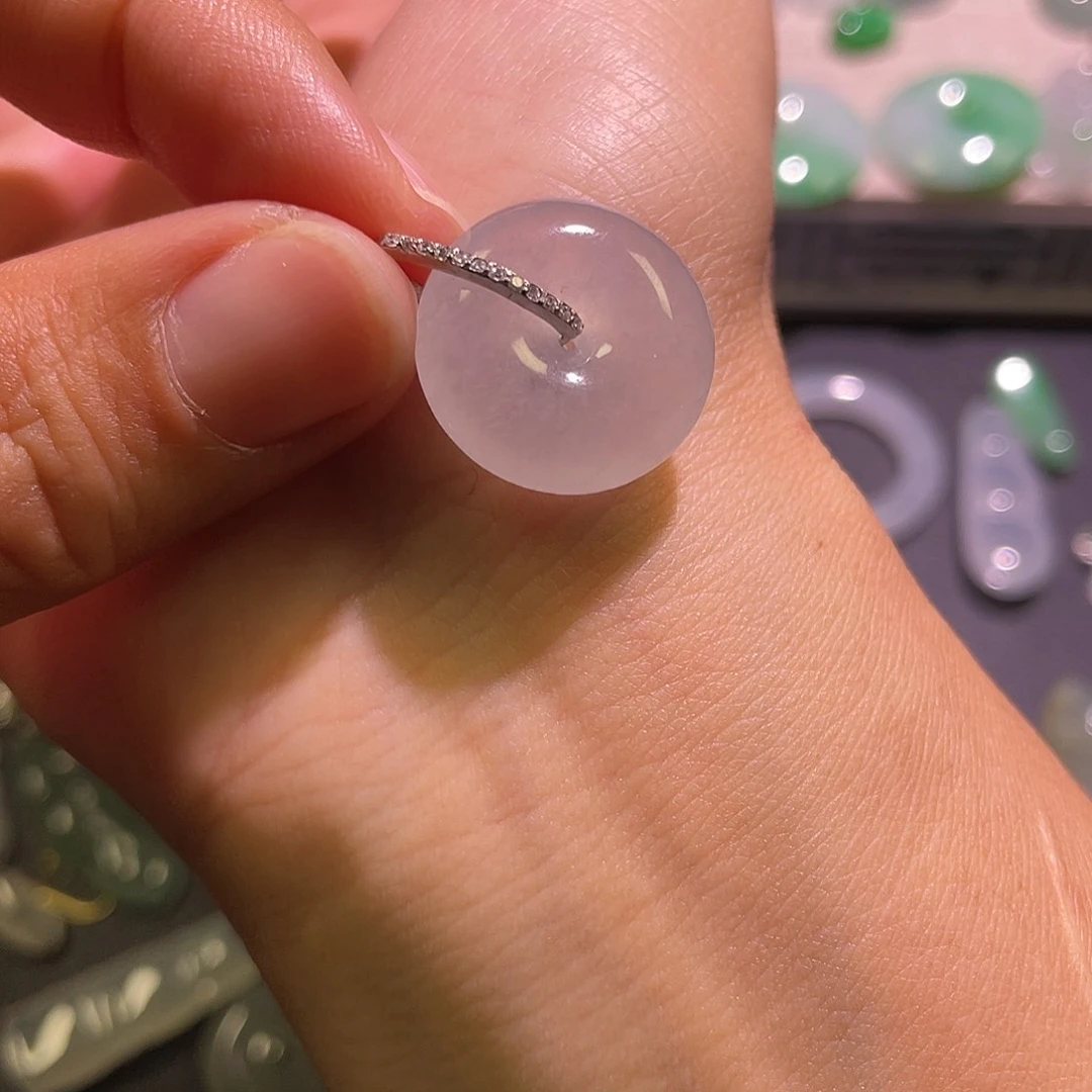 翡翠未镶嵌颈饰扣子