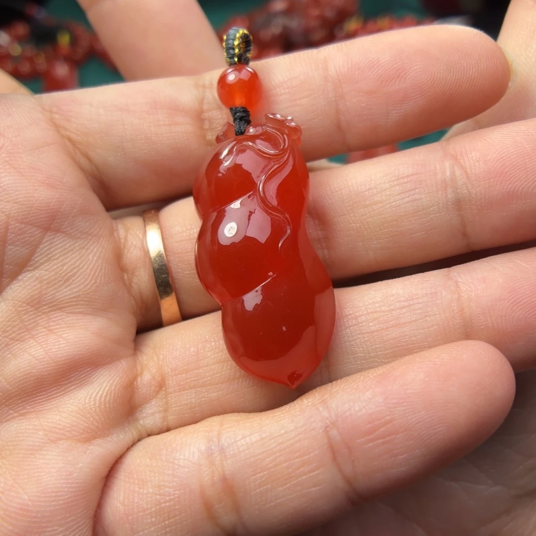 未镶嵌挂件南红玛瑙冰红福豆