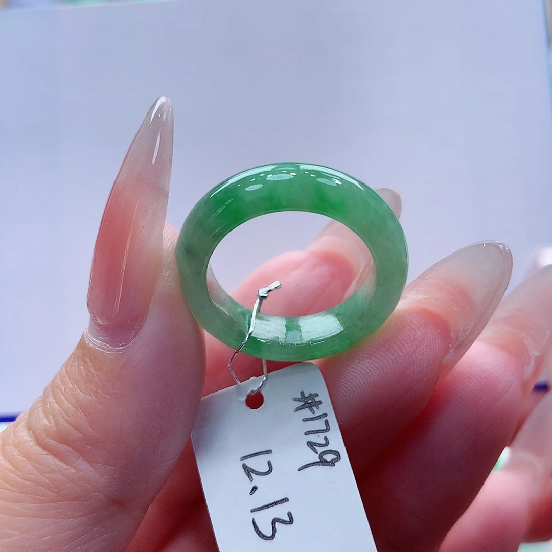 翡翠未镶嵌戒指缅甸A货