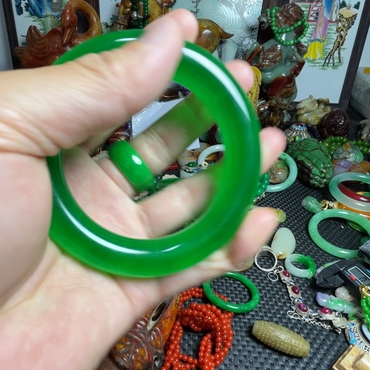 亮****滴血莲花菩提吊坠