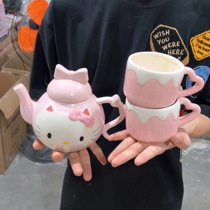 摆件这么多人都在等着呢