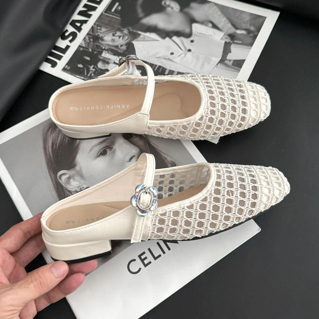 好穿轻便~ 镂空软底低跟不累脚舒适透气法式外出凉拖鞋72X65185