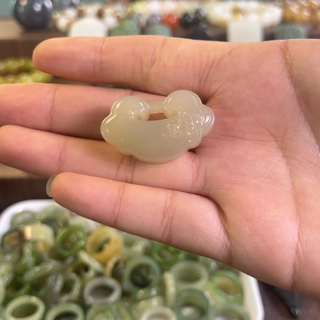 手串未镶嵌和田玉