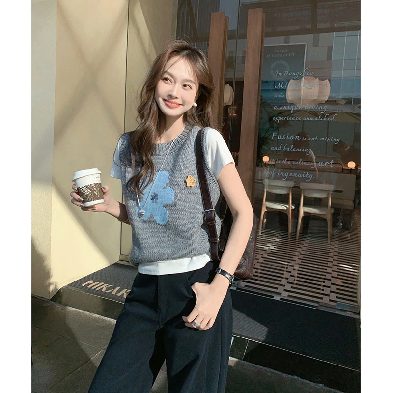 A美洋MEIYANG 小蓝花针织背心 粗针绵羊毛*手工立体钩针圆领短款S