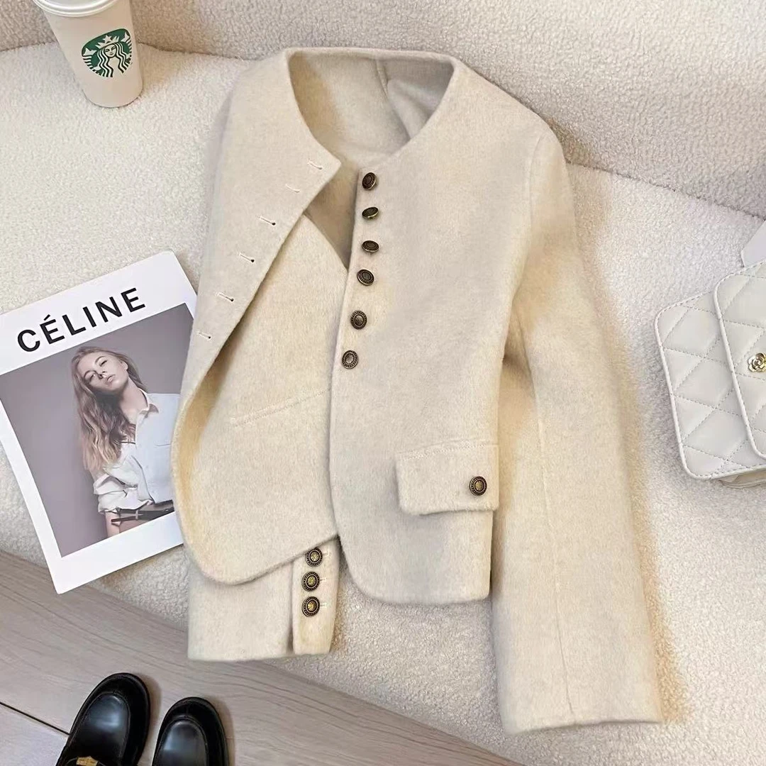 气质浅米色短款秋冬女士大衣小个子网红女装短外套2533上衣