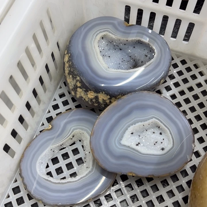 水晶未镶嵌珠宝半成品
