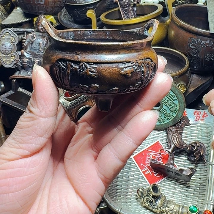 铜器摆件收收藏藏