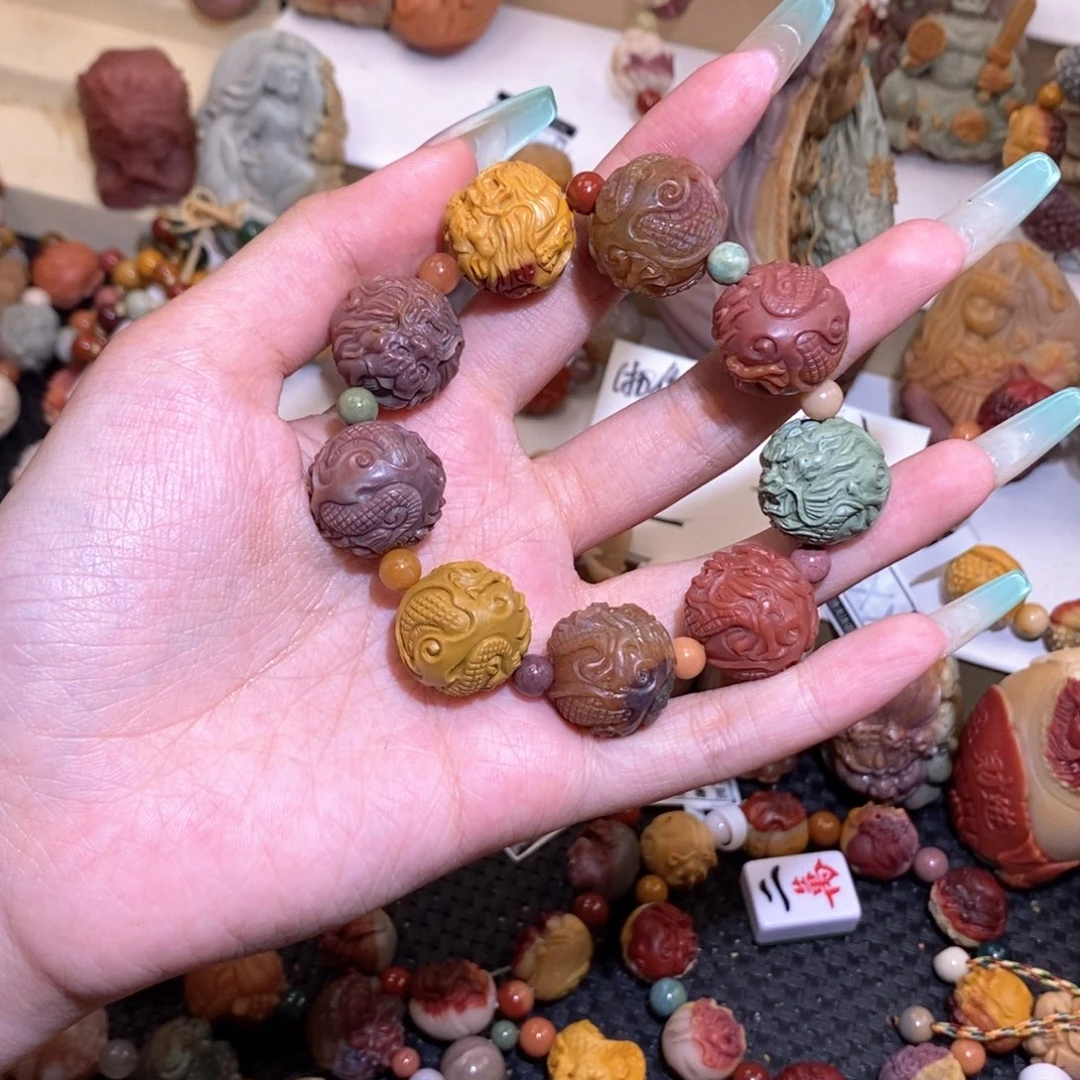 未镶嵌手串石英质玉（阿拉善玉）