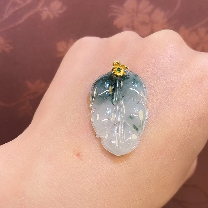 翡翠合金吊坠(赠链)