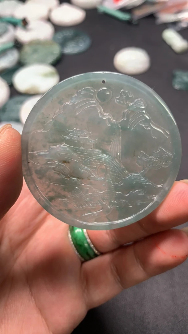 天然缅甸翡翠山水