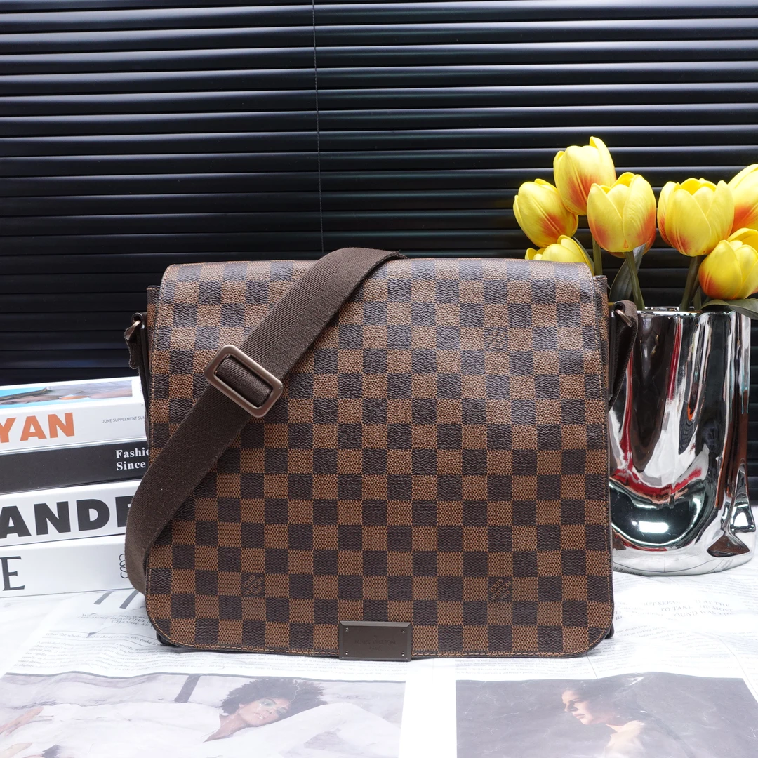 95新 LouisVuitton/路易威登 单肩包/T20332651