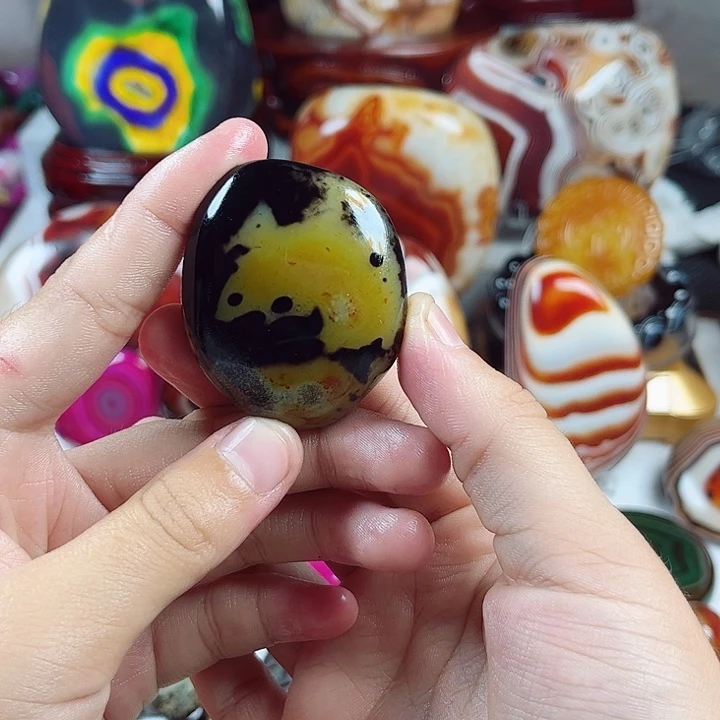 玛瑙/玉髓未镶嵌耳饰