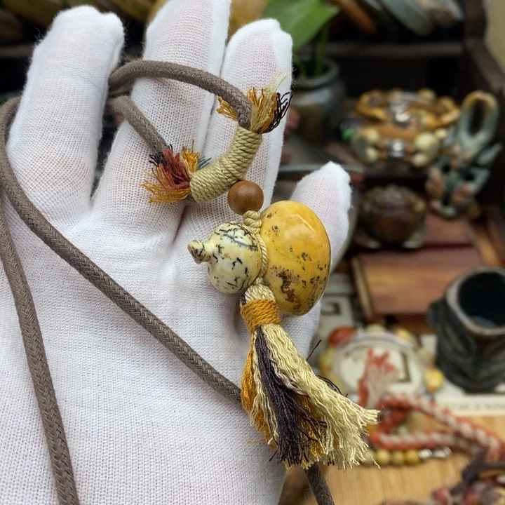 岫岩河磨玉（透闪石质玉）未镶嵌挂件