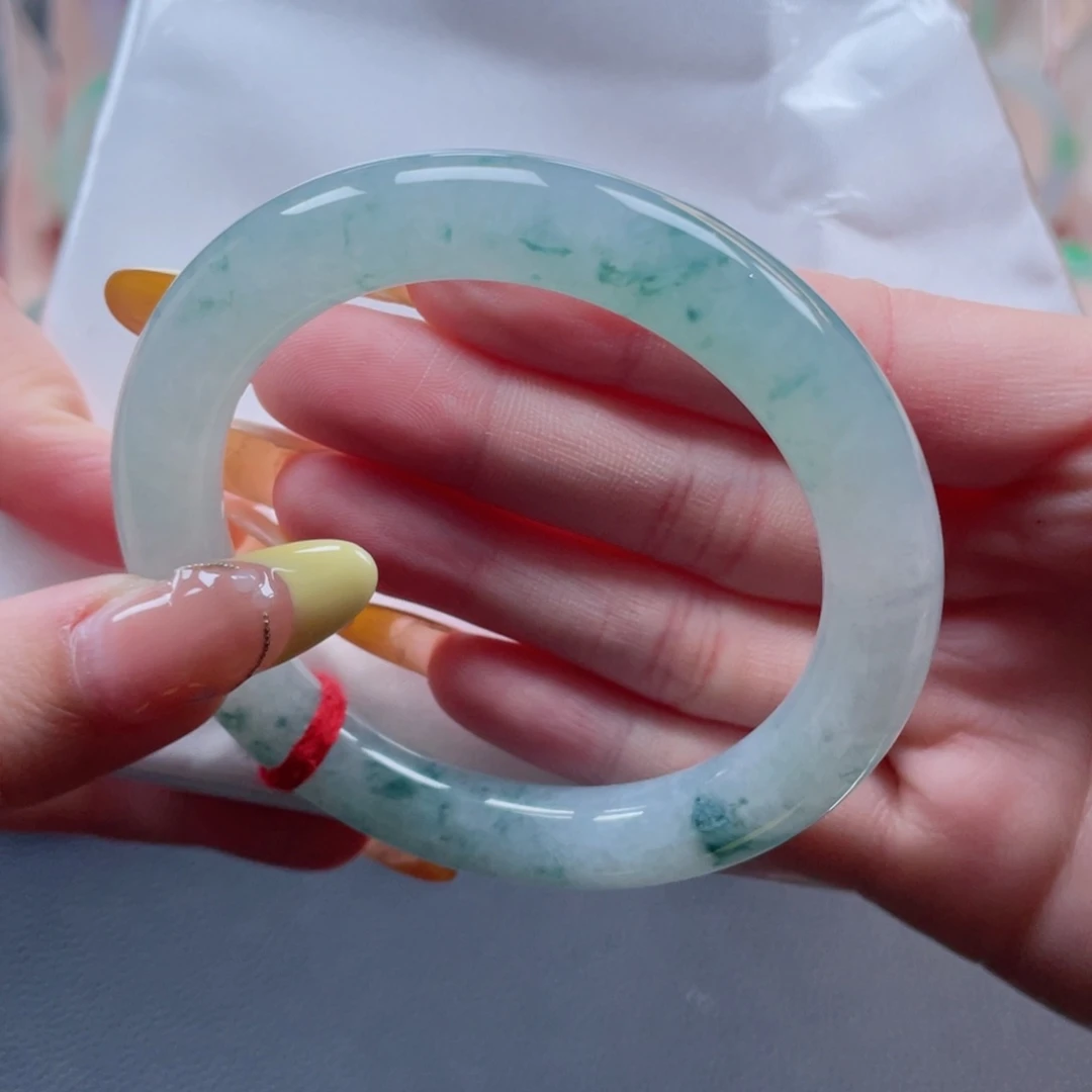 未镶嵌手镯翡翠56.0碎花镯 飘逸灵动感 显年轻 36号