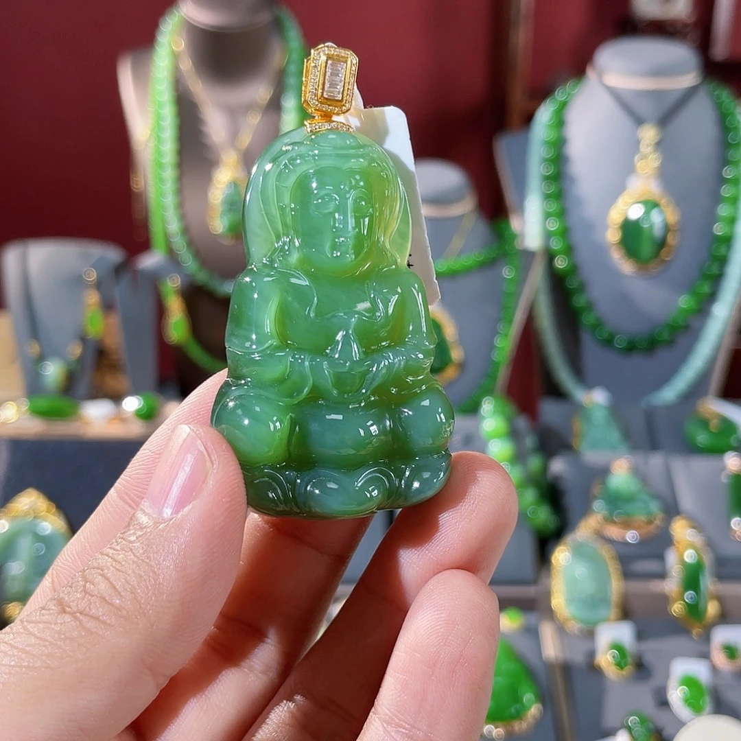 和田玉（碧玉）18K金镶嵌颈饰