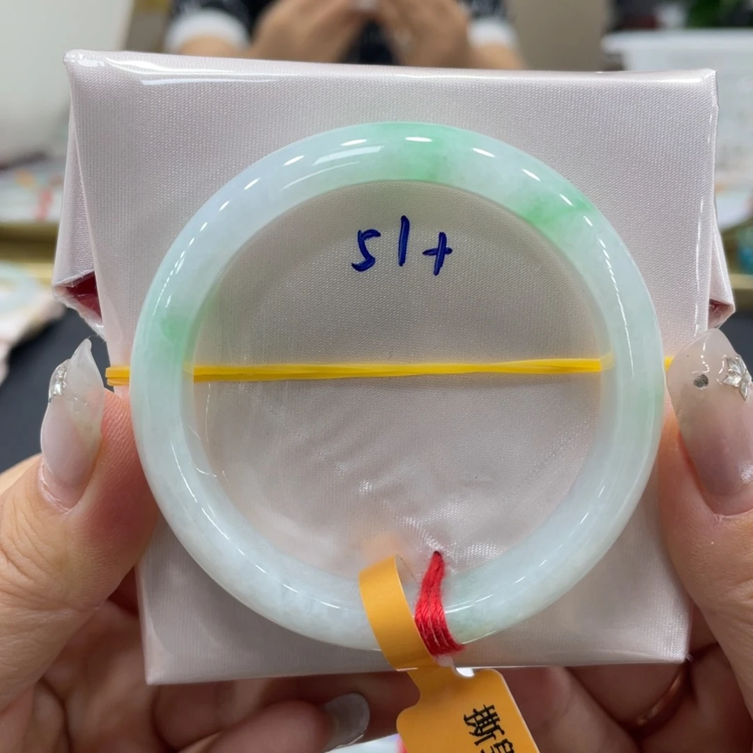 未镶嵌手镯翡翠翡翠