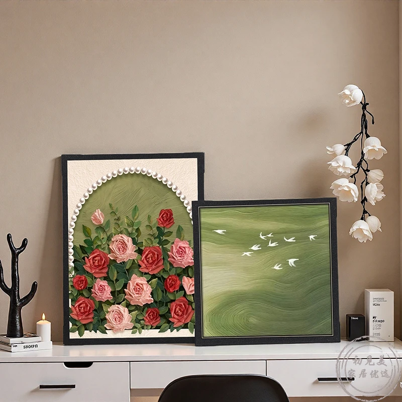 现代简约轻奢风法式复古高级感玫瑰花飞鸟桌面摆画客厅装饰电视柜