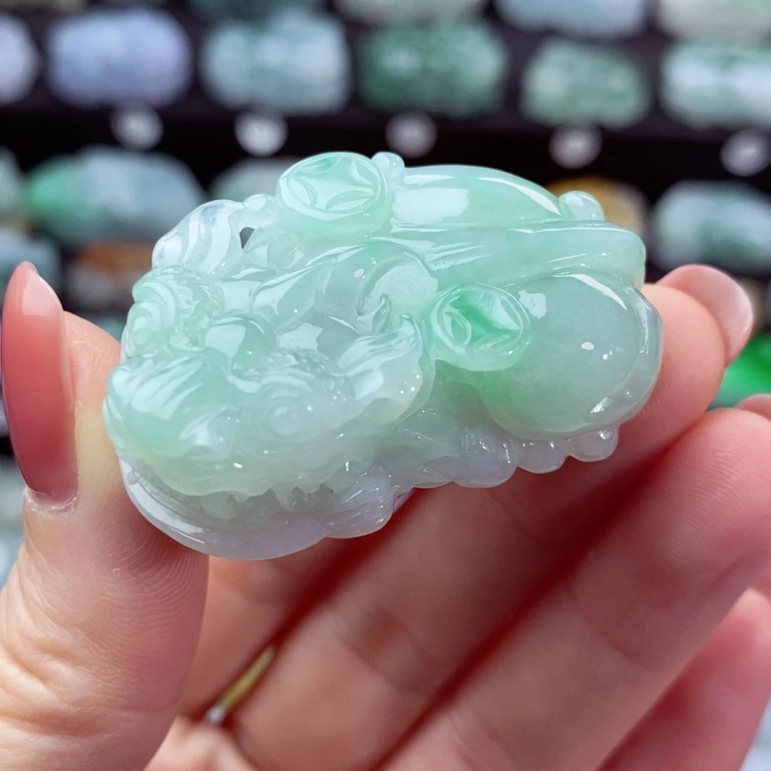 翡翠颈饰未镶嵌天然