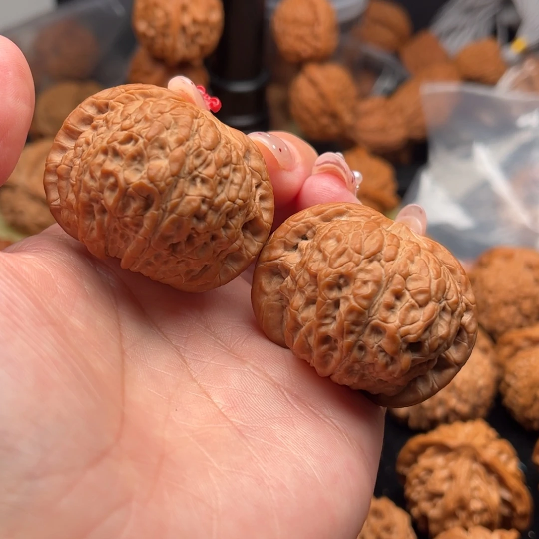 一***。把件核桃血麒麟43