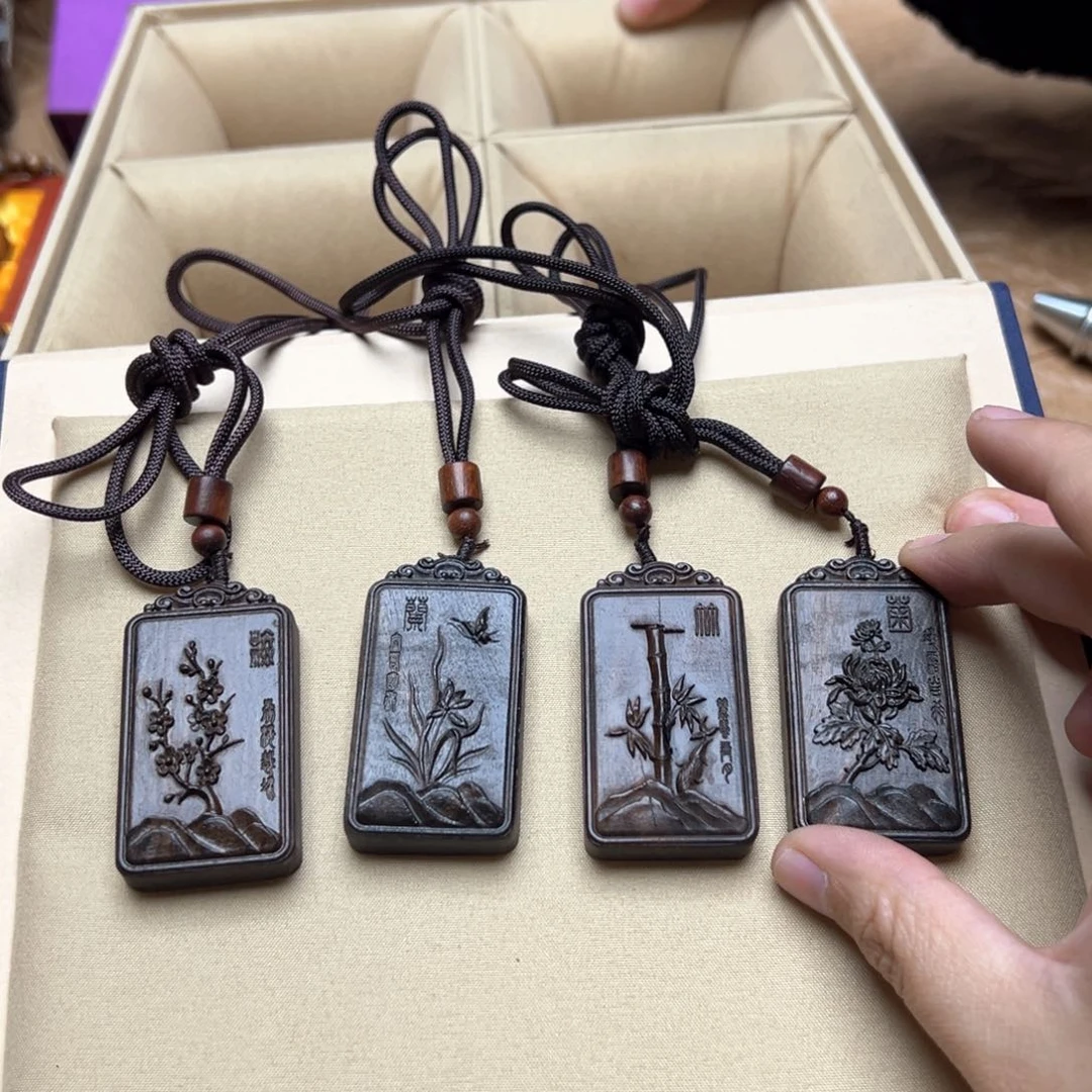 大叶紫檀（黑酸枝木类）