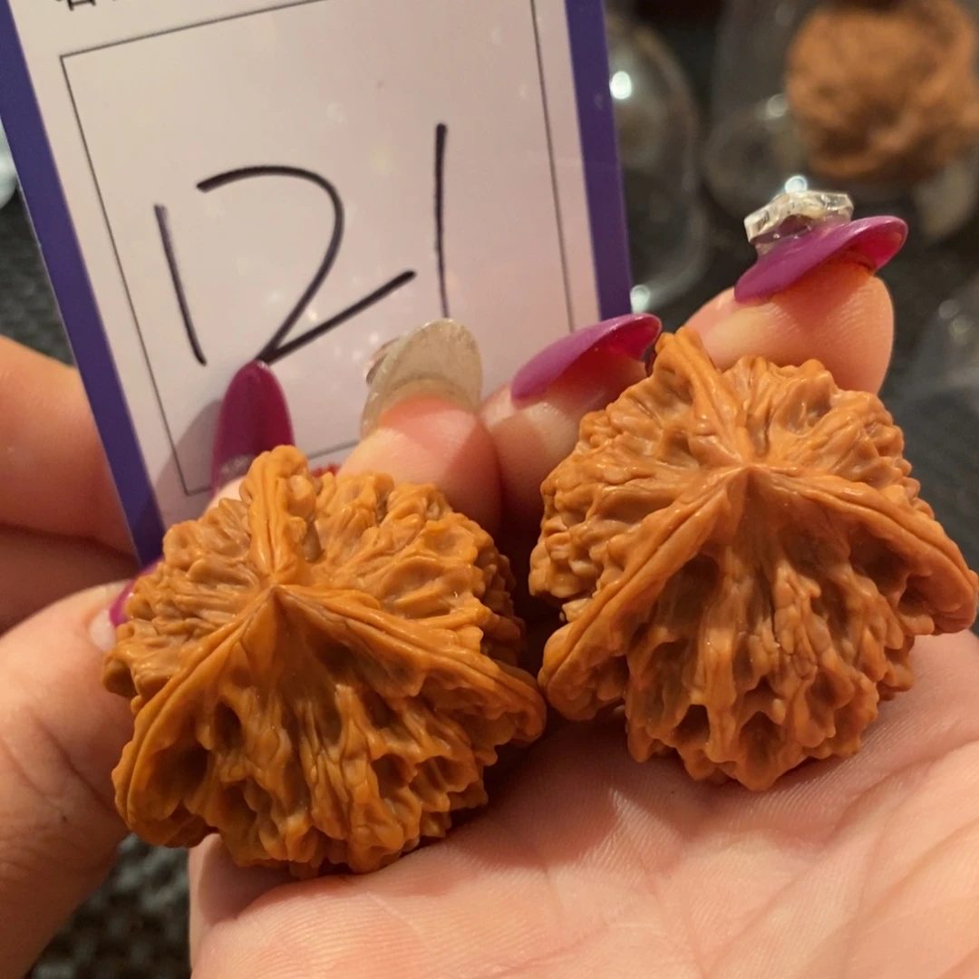 文玩核桃吊坠121秦闷三棱全品36尺