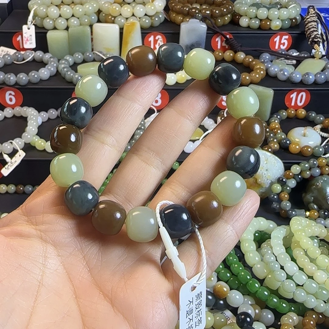 和田玉未镶嵌手链