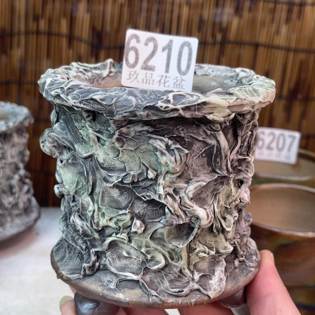 陌***路手工花盆默认瑕疵完美者勿拍