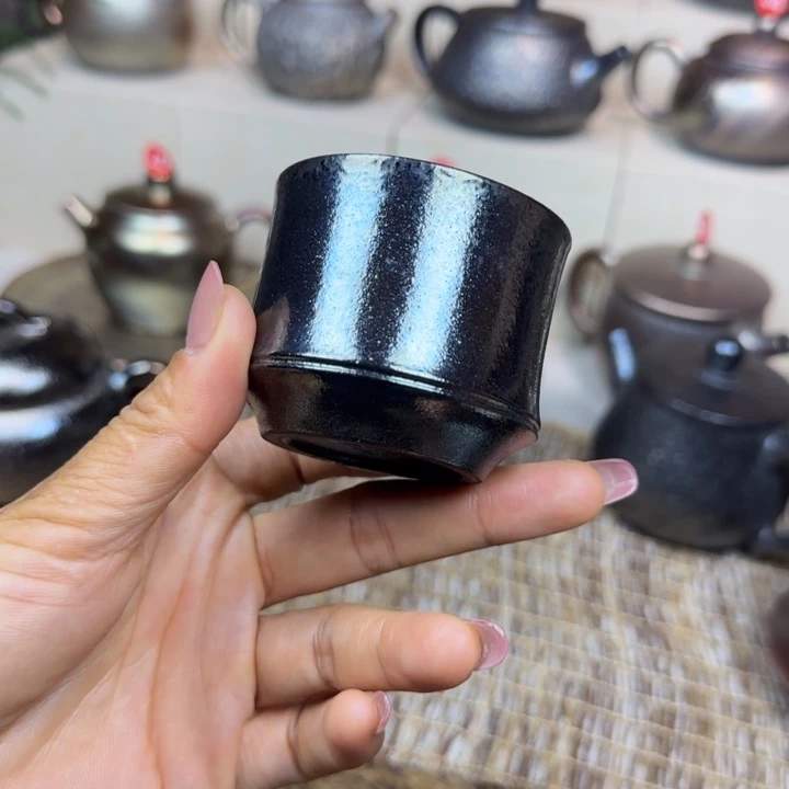 云南建水紫陶柴烧壶