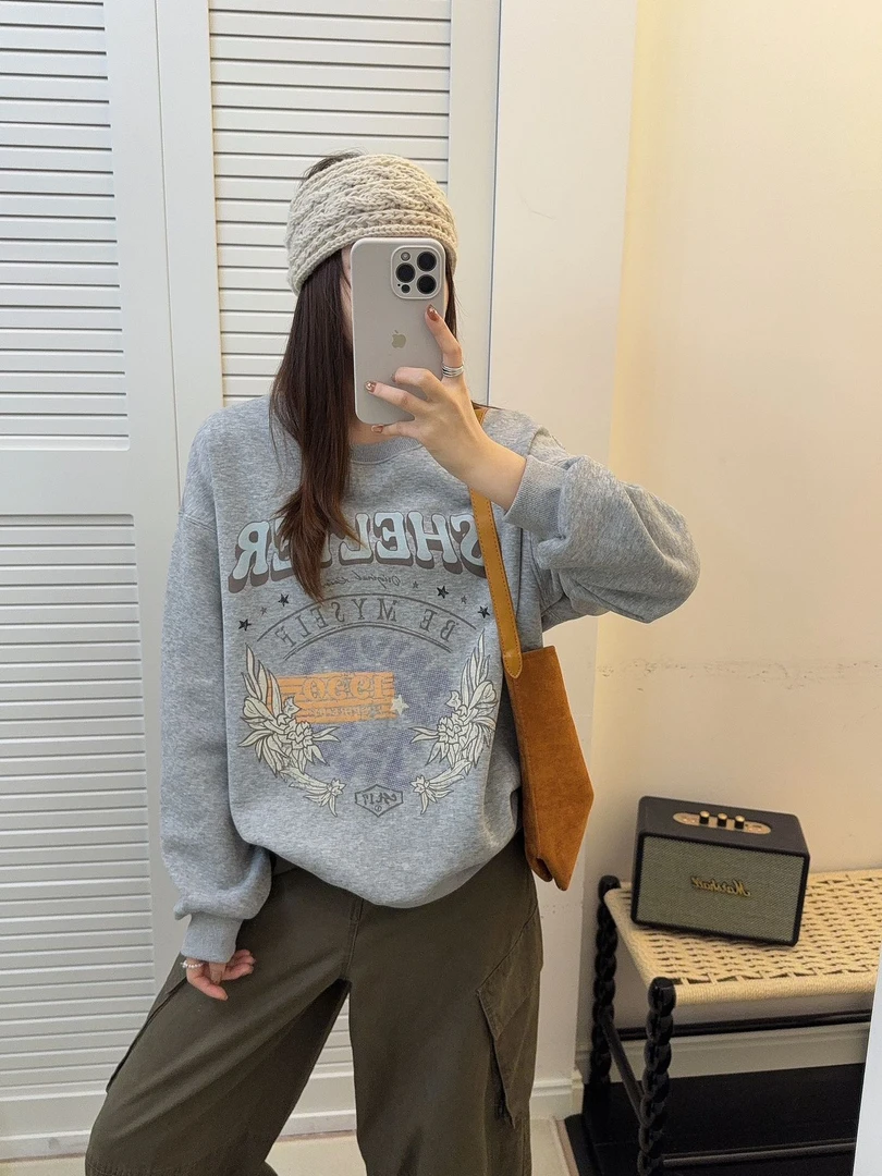 程程甄选  韩系复古字母冬款加绒加厚休闲圆领卫衣9079