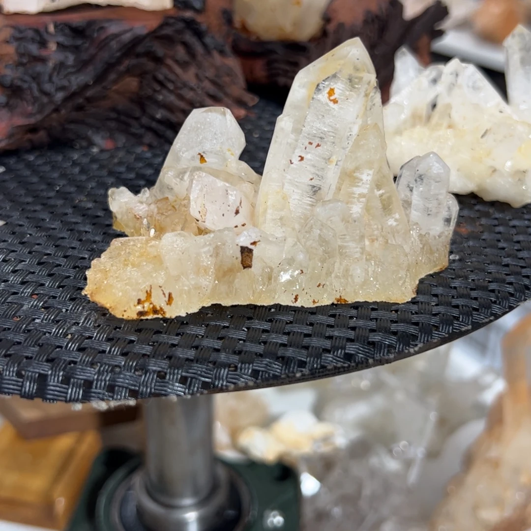 兔***喵未镶嵌珠宝半成品水晶