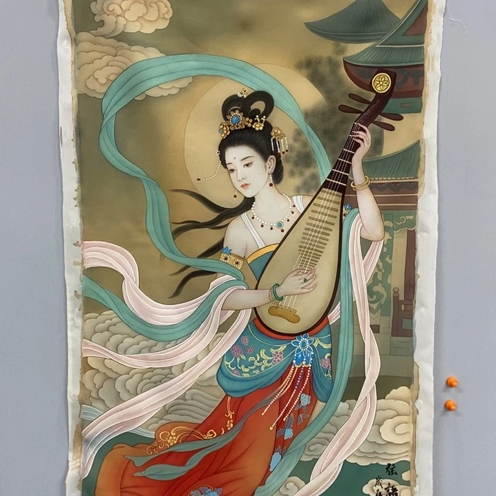 手绘作品等多种形式进行